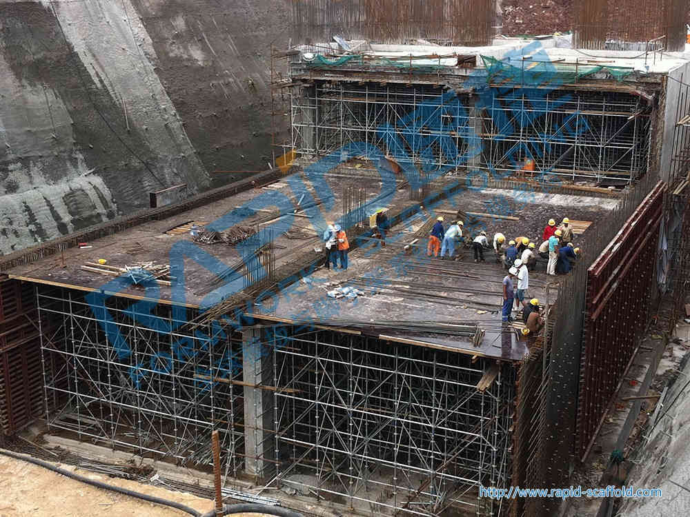 南京地铁3号线02标工程支撑系统